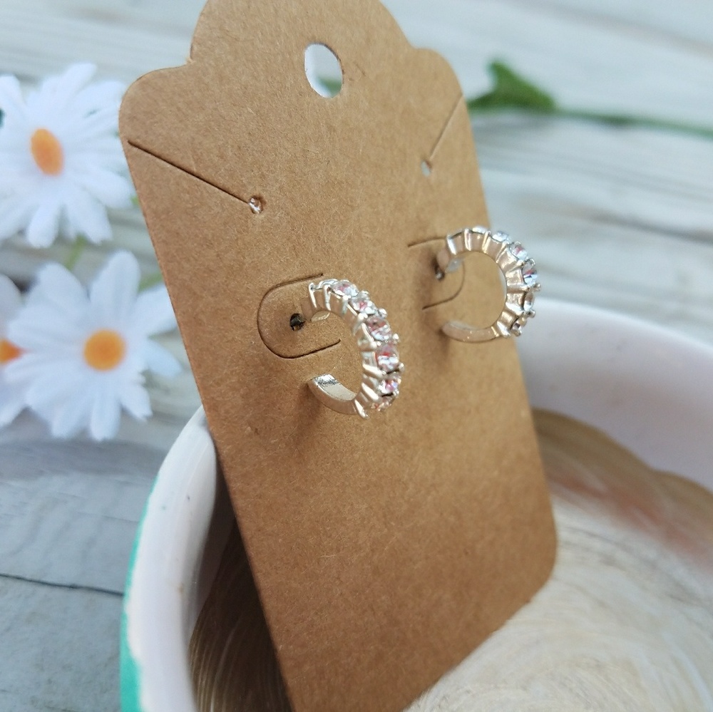 **SOLD** FREE W/ PURCHASE Mini Hoop Earrings